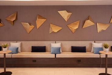 Springhill Suites By Marriott Charleston Riverview
