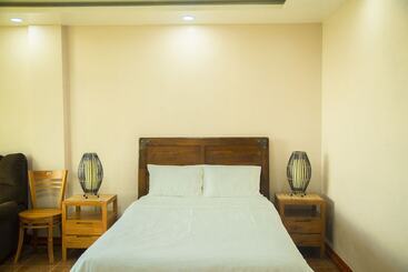 تختخواب و صبحانه Seven Color Sea View Villa