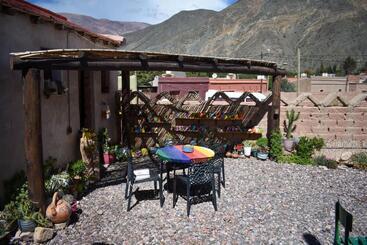 مسافرخانه Hosteria La Pushka