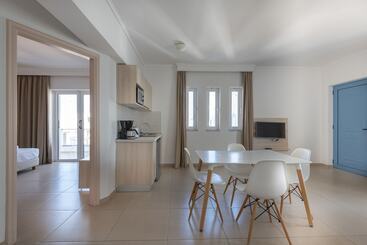 Aegean Blu Hotel & Apartments