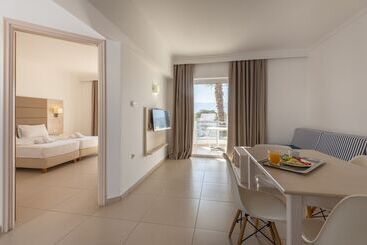 Aegean Blu Hotel & Apartments