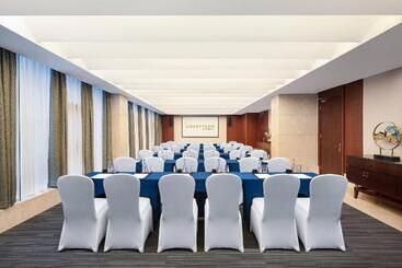 هتل Courtyard By Marriott Wuxi Lihu Lake