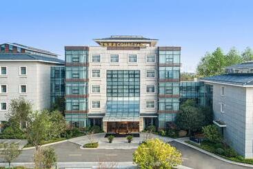 هتل Courtyard By Marriott Wuxi Lihu Lake