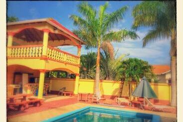 Shores Plantation