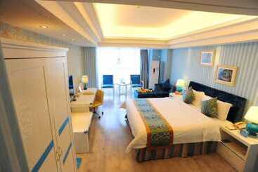 هتل Chengdu Charm City
