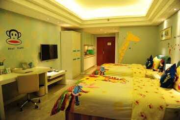 هتل Chengdu Charm City