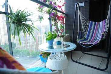 هتل Chengdu Charm City