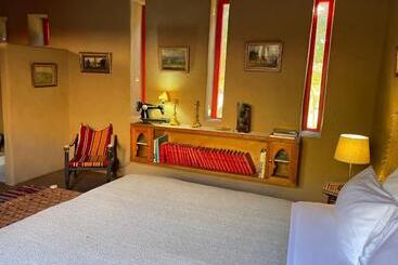 펜션 Dar Tawarta Guest House Dakhla