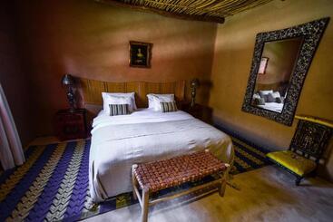 펜션 Dar Tawarta Guest House Dakhla