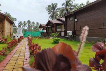 هتل Golden Sands Resort, Morjim