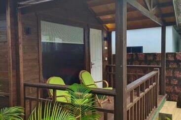 هتل Golden Sands Resort, Morjim