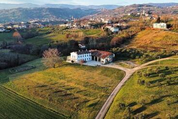 پانسیون Agriturismo Vecio Portico