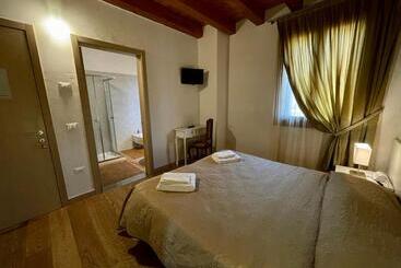 پانسیون Agriturismo Vecio Portico