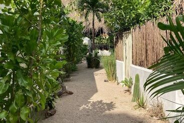 تختخواب و صبحانه Yaxa Hotel Nosara