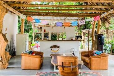 تختخواب و صبحانه Yaxa Hotel Nosara