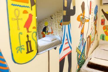 Light Hostel