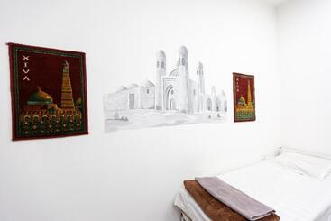 Light Hostel