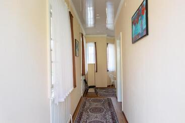 Light Hostel