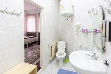Light Hostel