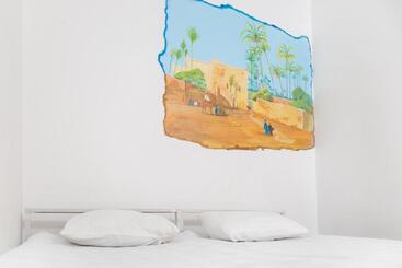 Light Hostel