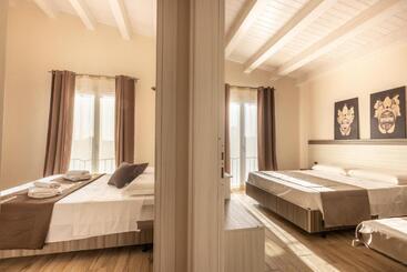 تختخواب و صبحانه Tramonto Ibleo Resort