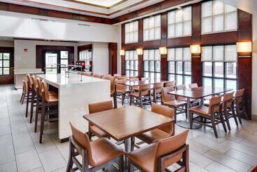 هتل Hyatt House Boston Waltham