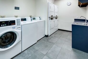 هتل Hyatt House Boston Waltham