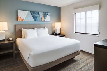 هتل Hyatt House Boston Waltham
