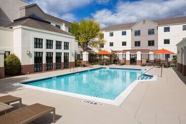 هتل Hyatt House Boston Waltham