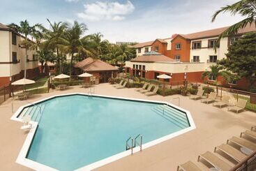 هتل Hyatt House Miami Airport