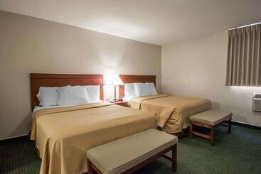 هتل Suburban Studios Melbourne Airport