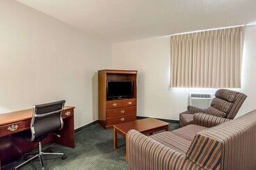 هتل Suburban Studios Melbourne Airport