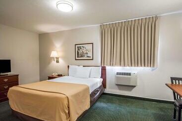 هتل Suburban Studios Melbourne Airport