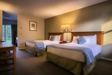 هتل Sun & Ski Inn And Suites