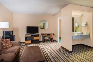 酒店 Super 8 By Wyndham Sevierville Riverside