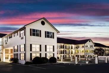 酒店 Super 8 By Wyndham Sevierville Riverside