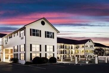 酒店 Super 8 By Wyndham Sevierville Riverside