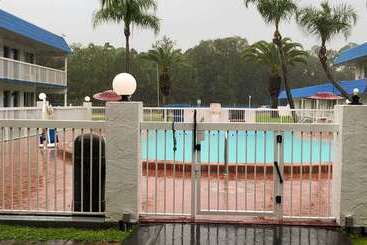 Motel 6daytona Beach, Fl  Speedway
