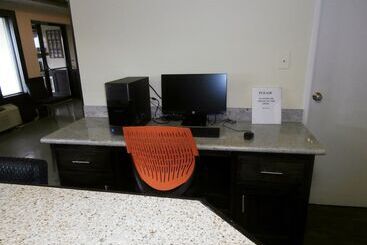 مُتل Americas Best Value Inn & Suites Thief River Falls