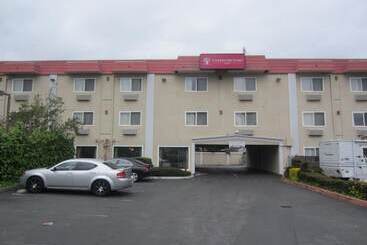 مُتل Cherry Orchard Inn