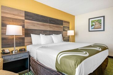 فندق على الطريق Quality Inn & Suites Leesburg Chain Of Lakes