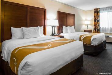 مُتل Quality Inn Cortland University Area