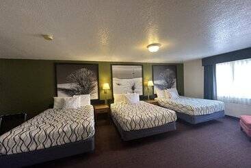汽车旅馆  Simple Rewards Inn