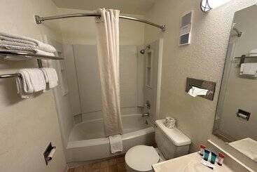 汽车旅馆  Simple Rewards Inn