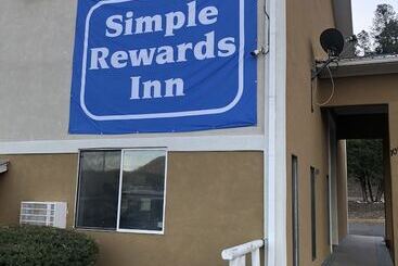 汽车旅馆  Simple Rewards Inn