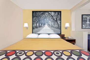 مُتل Super 8 By Wyndham Byron/south Macon