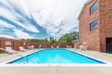 مُتل Super 8 By Wyndham Georgetown
