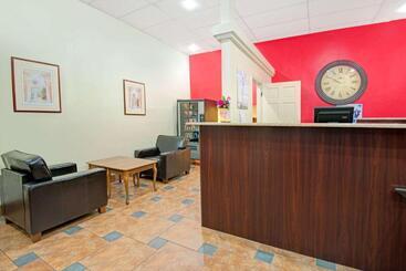 مُتل Super 8 By Wyndham Las Cruces University Area