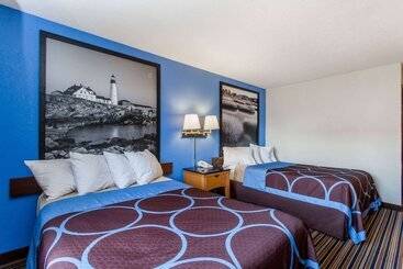 مُتل Super 8 By Wyndham Lewiston Auburn Area