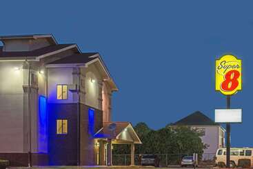 مُتل Super 8 By Wyndham New Castle